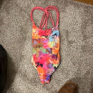 San Lorenzo one piece size large